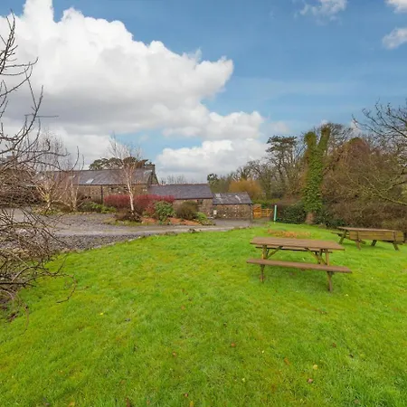 بيت للعطل Damson -