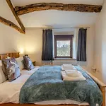 3 Bed In Oc-d31079 Holiday home